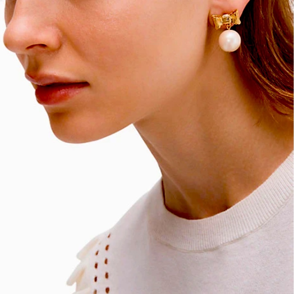 Kate Spade All Wrapped Up Pearl Bow Earrings